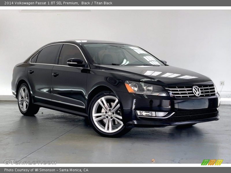 Front 3/4 View of 2014 Passat 1.8T SEL Premium