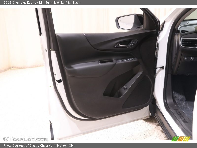 Summit White / Jet Black 2018 Chevrolet Equinox LT