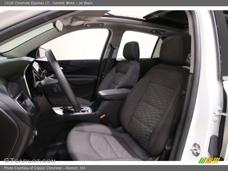 Summit White / Jet Black 2018 Chevrolet Equinox LT