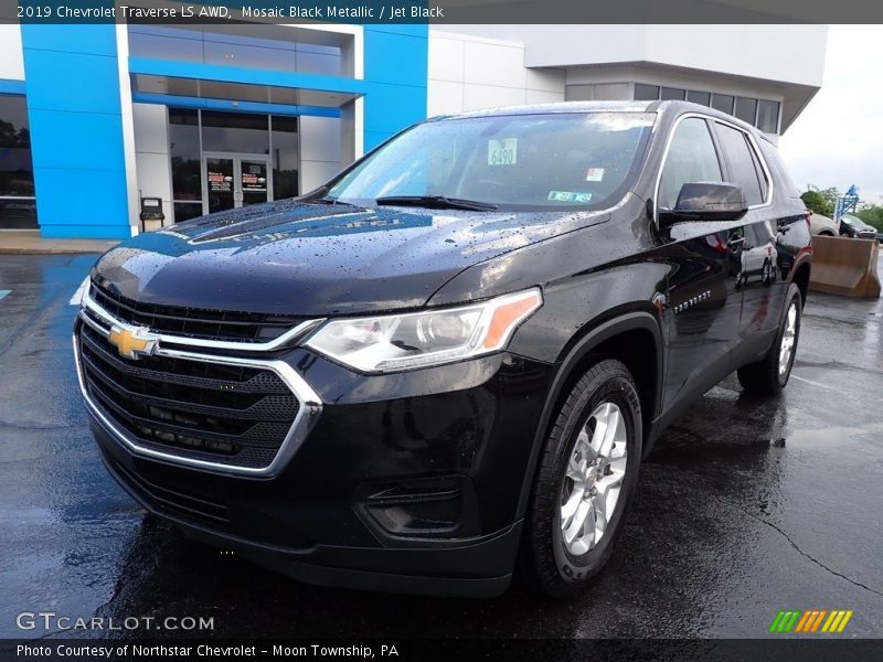 Mosaic Black Metallic / Jet Black 2019 Chevrolet Traverse LS AWD