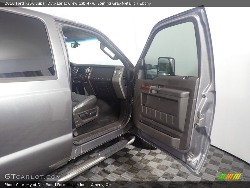 Sterling Gray Metallic / Ebony 2010 Ford F250 Super Duty Lariat Crew Cab 4x4