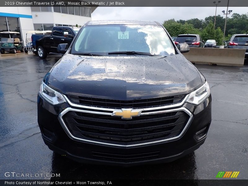 Mosaic Black Metallic / Jet Black 2019 Chevrolet Traverse LS AWD