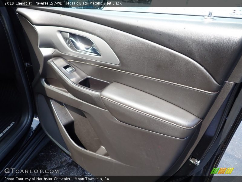 Mosaic Black Metallic / Jet Black 2019 Chevrolet Traverse LS AWD