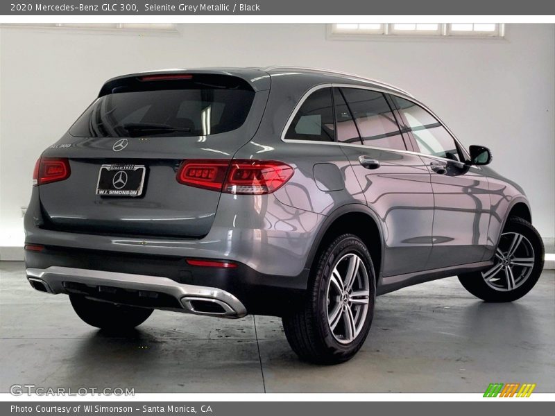 Selenite Grey Metallic / Black 2020 Mercedes-Benz GLC 300