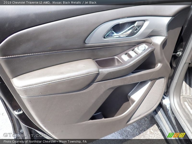 Mosaic Black Metallic / Jet Black 2019 Chevrolet Traverse LS AWD