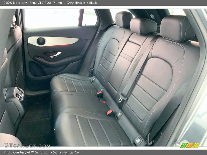 Selenite Grey Metallic / Black 2020 Mercedes-Benz GLC 300