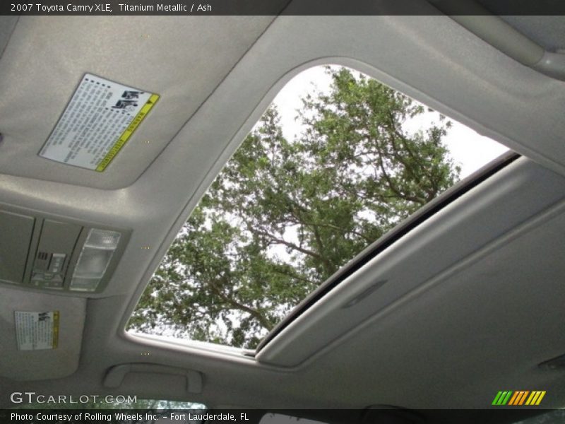Titanium Metallic / Ash 2007 Toyota Camry XLE
