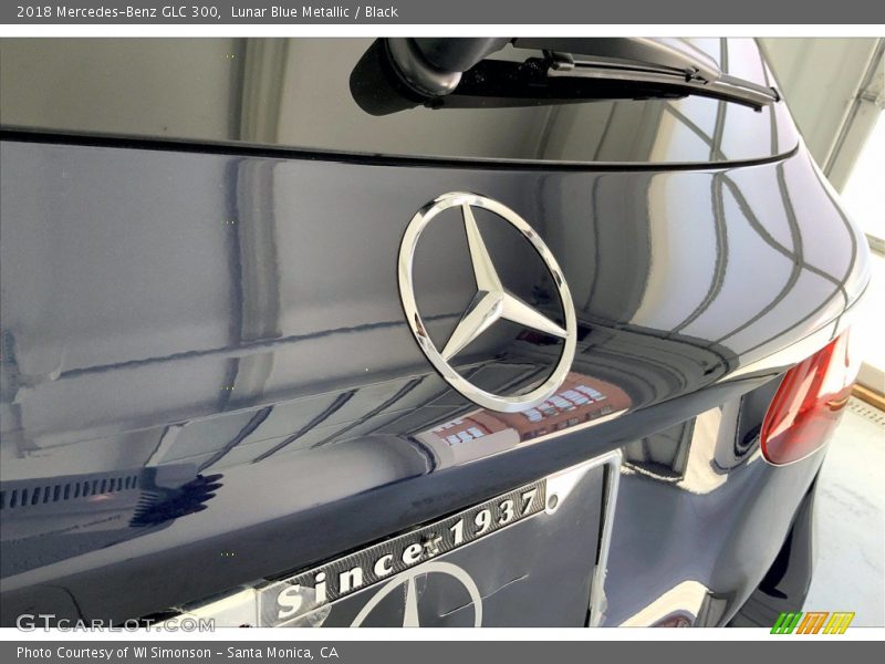Lunar Blue Metallic / Black 2018 Mercedes-Benz GLC 300