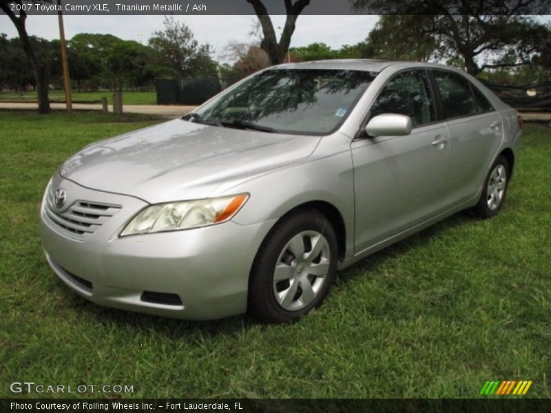 Titanium Metallic / Ash 2007 Toyota Camry XLE