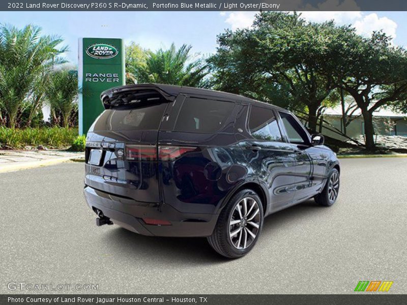 Portofino Blue Metallic / Light Oyster/Ebony 2022 Land Rover Discovery P360 S R-Dynamic