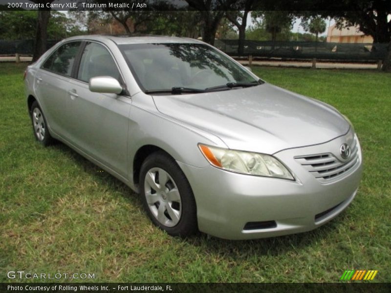 Titanium Metallic / Ash 2007 Toyota Camry XLE