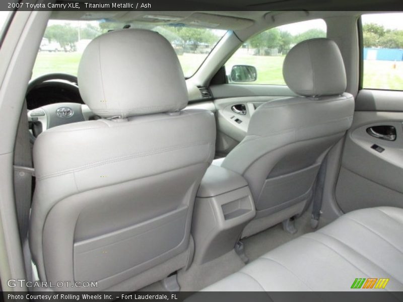 Titanium Metallic / Ash 2007 Toyota Camry XLE