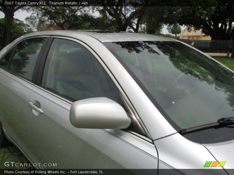Titanium Metallic / Ash 2007 Toyota Camry XLE