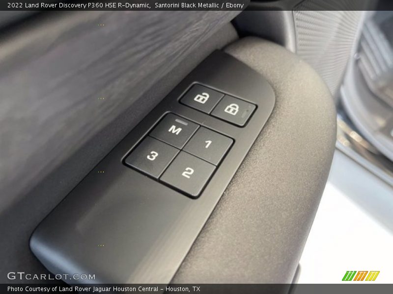 Controls of 2022 Discovery P360 HSE R-Dynamic