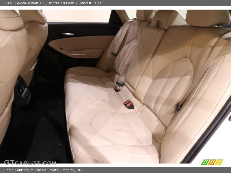 Wind Chill Pearl / Harvest Beige 2020 Toyota Avalon XLE