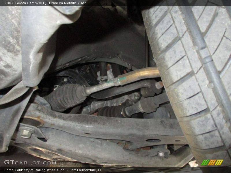 Titanium Metallic / Ash 2007 Toyota Camry XLE