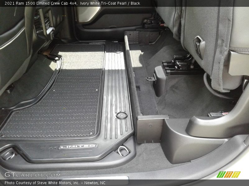 Ivory White Tri-Coat Pearl / Black 2021 Ram 1500 Limited Crew Cab 4x4