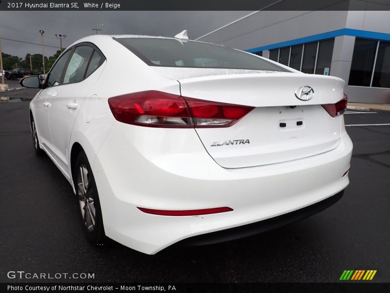 White / Beige 2017 Hyundai Elantra SE