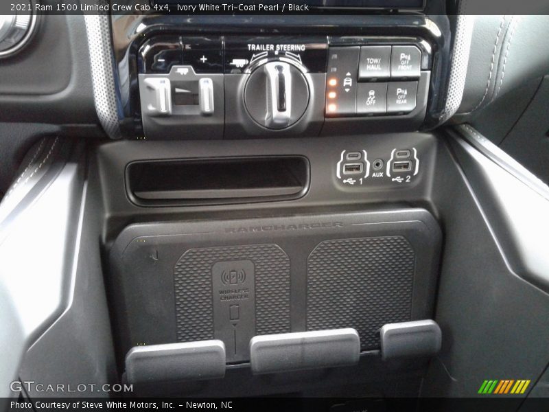 Ivory White Tri-Coat Pearl / Black 2021 Ram 1500 Limited Crew Cab 4x4