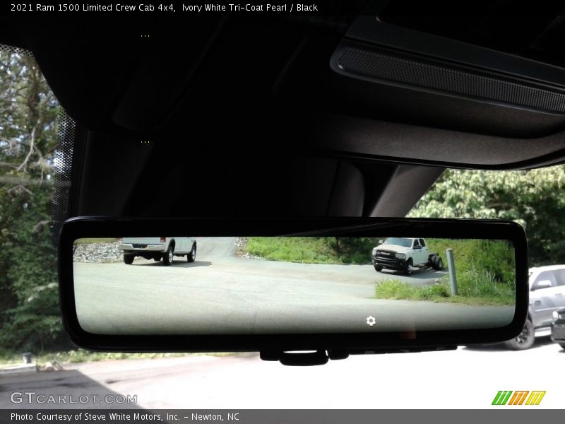 Ivory White Tri-Coat Pearl / Black 2021 Ram 1500 Limited Crew Cab 4x4