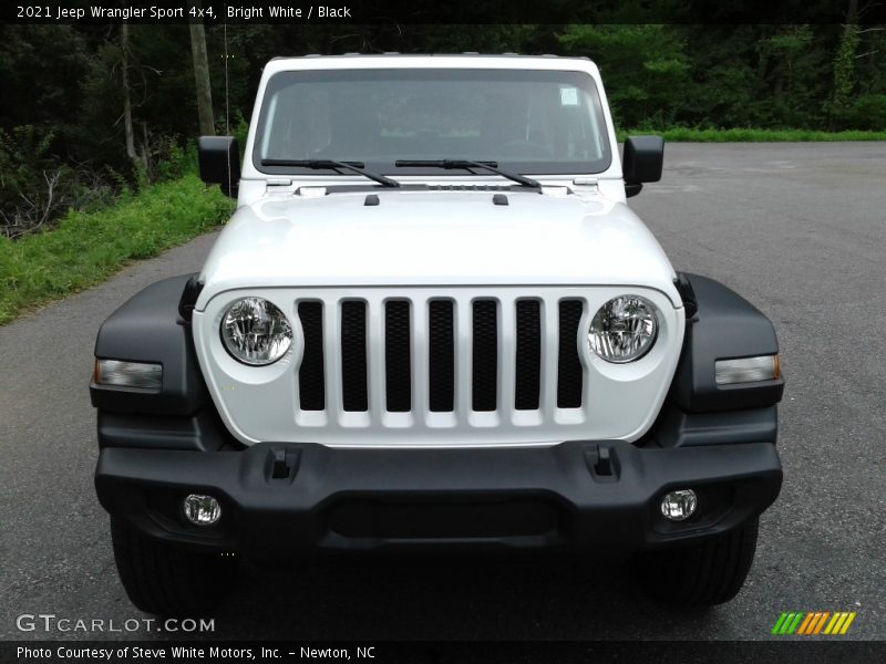 Bright White / Black 2021 Jeep Wrangler Sport 4x4