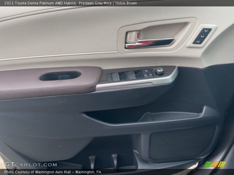 Door Panel of 2021 Sienna Platinum AWD Hybrid