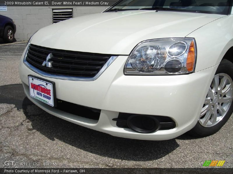 Dover White Pearl / Medium Gray 2009 Mitsubishi Galant ES