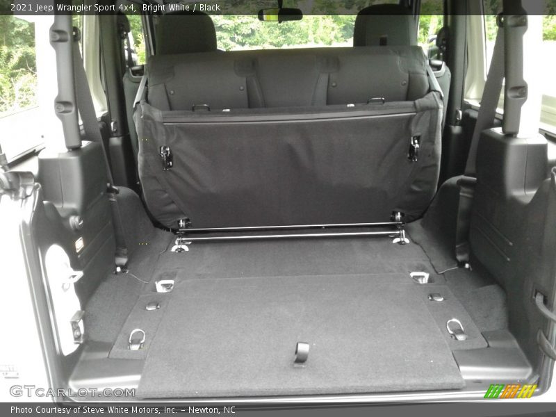 Bright White / Black 2021 Jeep Wrangler Sport 4x4
