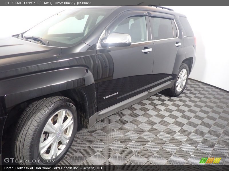 Onyx Black / Jet Black 2017 GMC Terrain SLT AWD