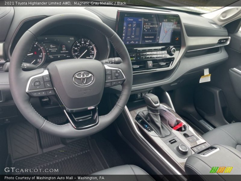Magnetic Gray Metallic / Black 2021 Toyota Highlander Limited AWD