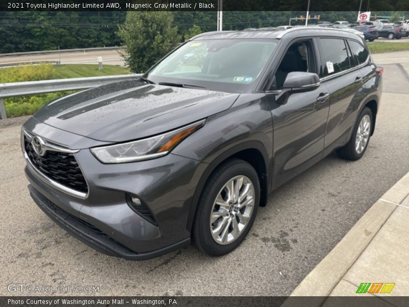 Magnetic Gray Metallic / Black 2021 Toyota Highlander Limited AWD