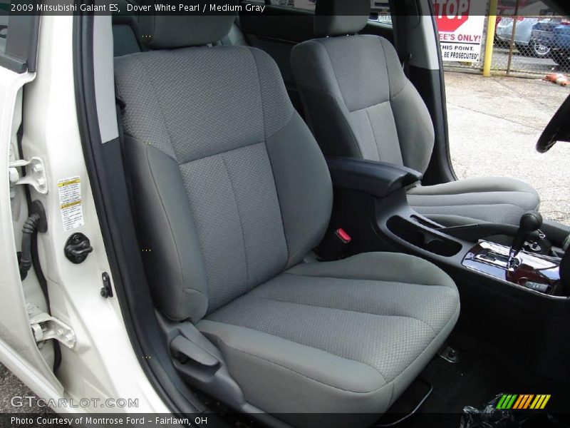Dover White Pearl / Medium Gray 2009 Mitsubishi Galant ES
