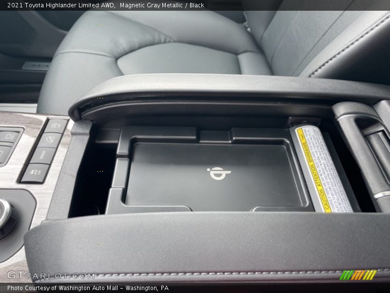 Magnetic Gray Metallic / Black 2021 Toyota Highlander Limited AWD
