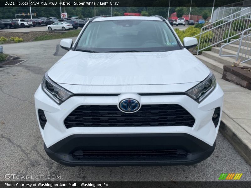 Super White / Light Gray 2021 Toyota RAV4 XLE AWD Hybrid