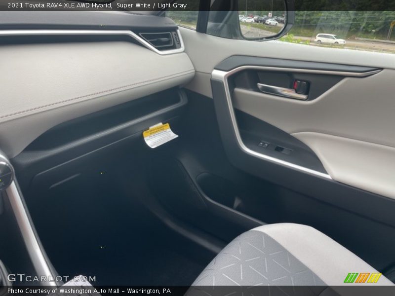 Super White / Light Gray 2021 Toyota RAV4 XLE AWD Hybrid