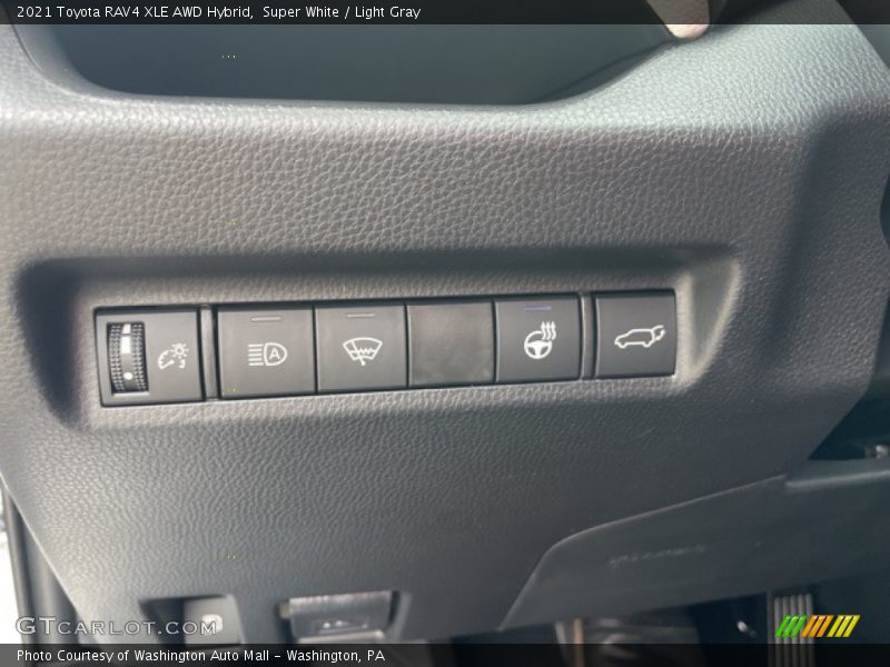 Super White / Light Gray 2021 Toyota RAV4 XLE AWD Hybrid
