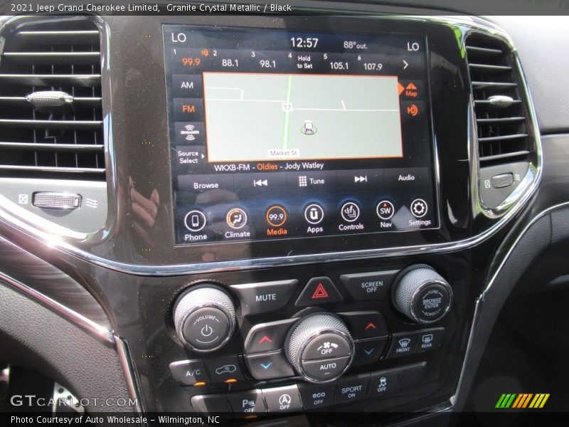 Granite Crystal Metallic / Black 2021 Jeep Grand Cherokee Limited