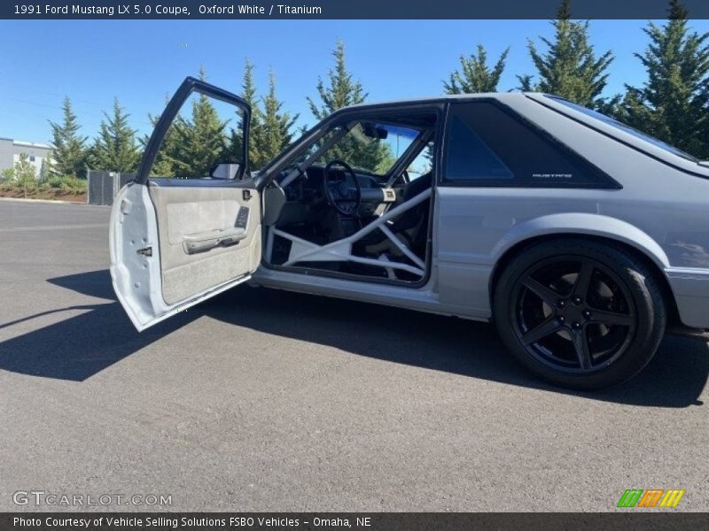Oxford White / Titanium 1991 Ford Mustang LX 5.0 Coupe