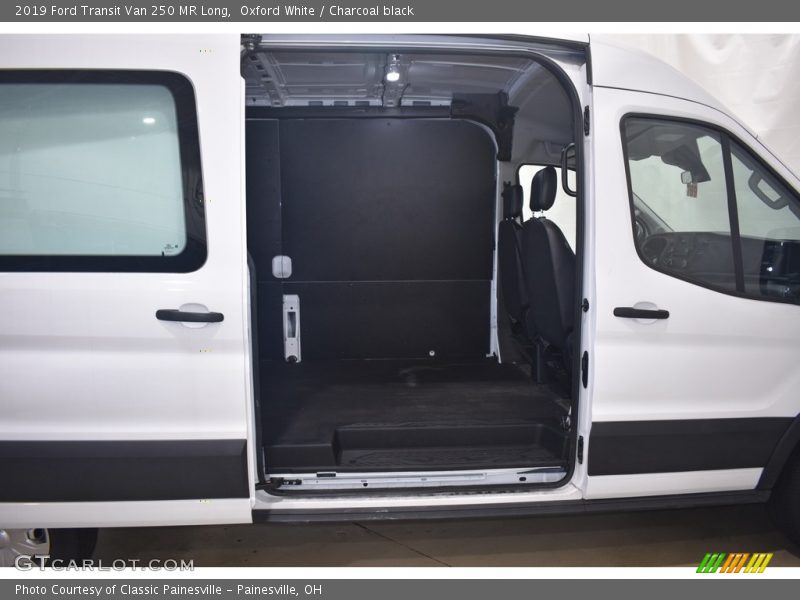 Oxford White / Charcoal black 2019 Ford Transit Van 250 MR Long