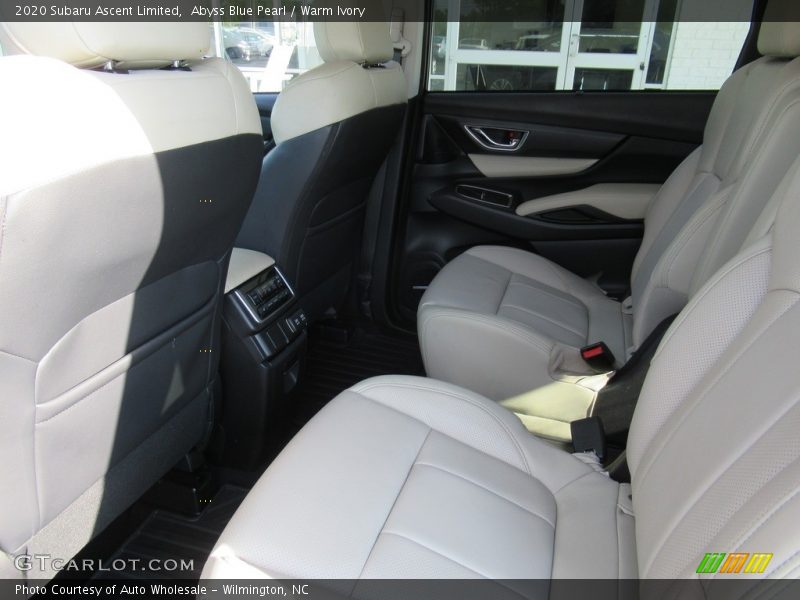 Abyss Blue Pearl / Warm Ivory 2020 Subaru Ascent Limited