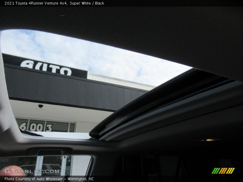 Super White / Black 2021 Toyota 4Runner Venture 4x4