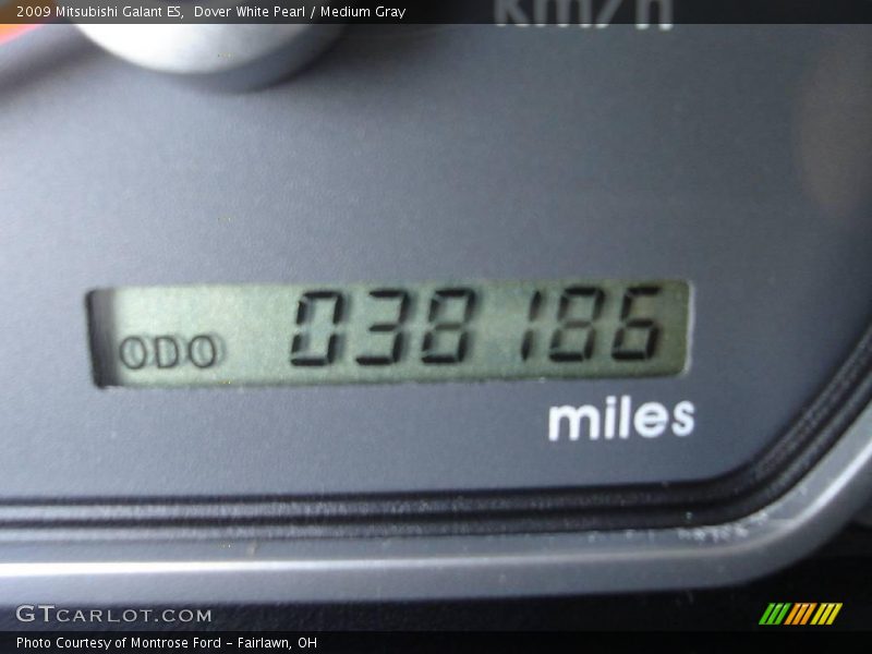 Dover White Pearl / Medium Gray 2009 Mitsubishi Galant ES