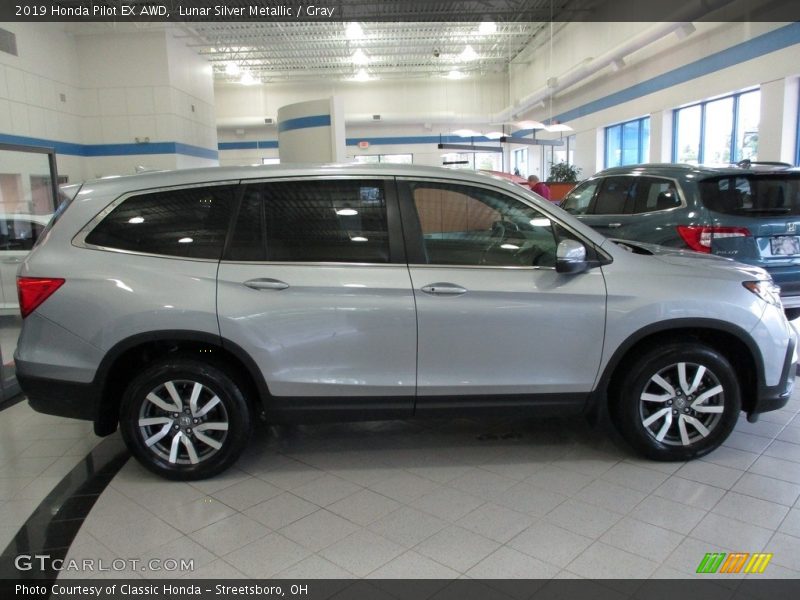 Lunar Silver Metallic / Gray 2019 Honda Pilot EX AWD