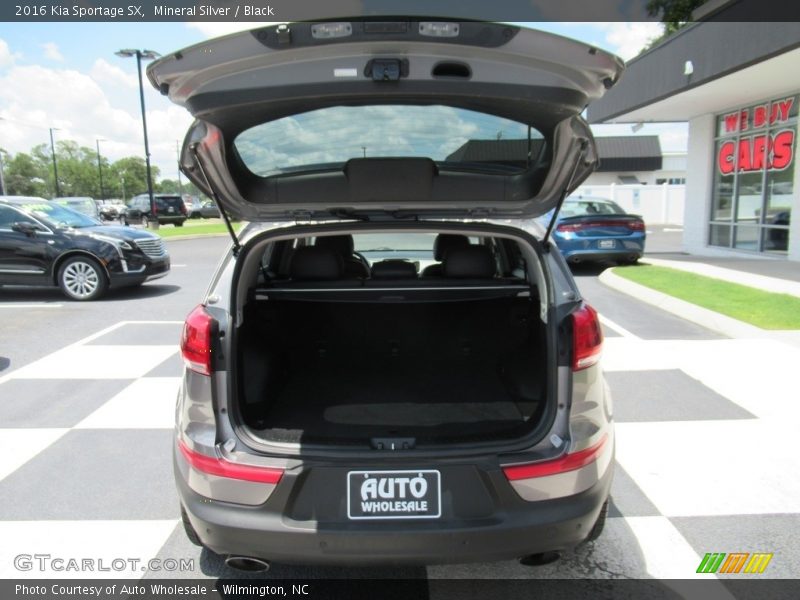 Mineral Silver / Black 2016 Kia Sportage SX