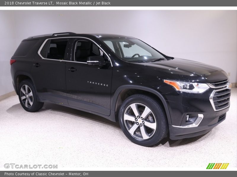 Mosaic Black Metallic / Jet Black 2018 Chevrolet Traverse LT