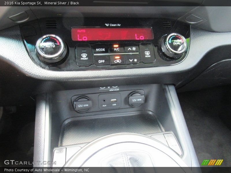 Mineral Silver / Black 2016 Kia Sportage SX