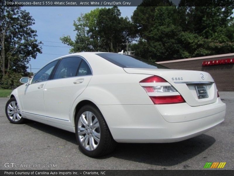 Arctic White / Grey/Dark Grey 2009 Mercedes-Benz S 550 4Matic Sedan
