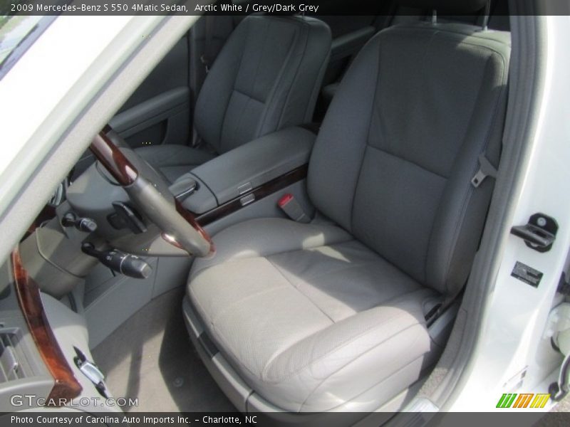 Arctic White / Grey/Dark Grey 2009 Mercedes-Benz S 550 4Matic Sedan