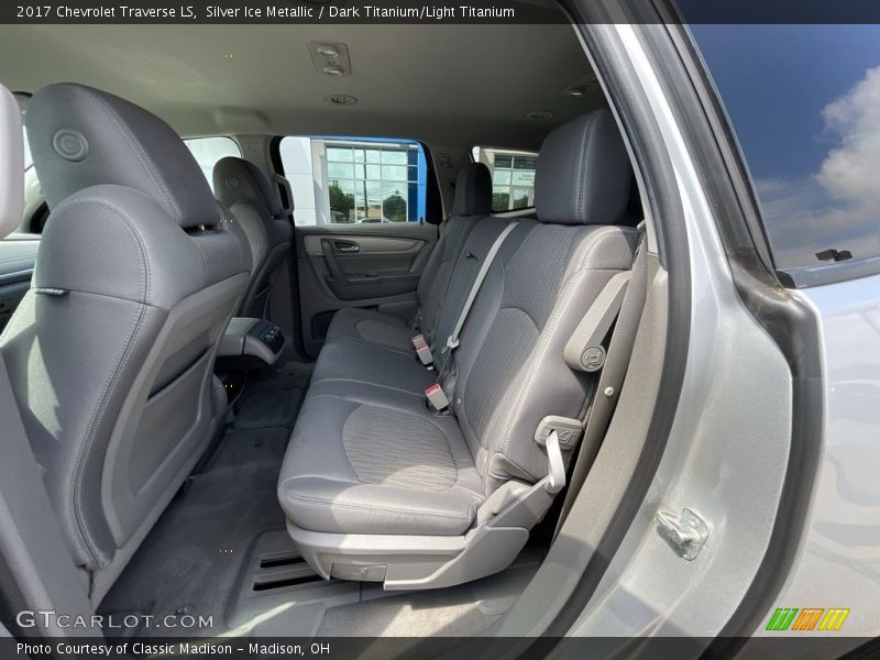 Silver Ice Metallic / Dark Titanium/Light Titanium 2017 Chevrolet Traverse LS