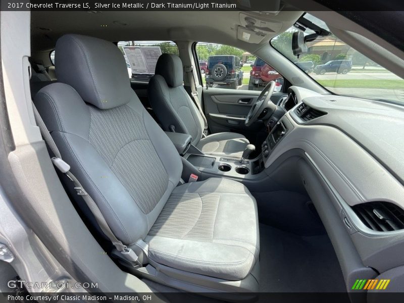 Silver Ice Metallic / Dark Titanium/Light Titanium 2017 Chevrolet Traverse LS
